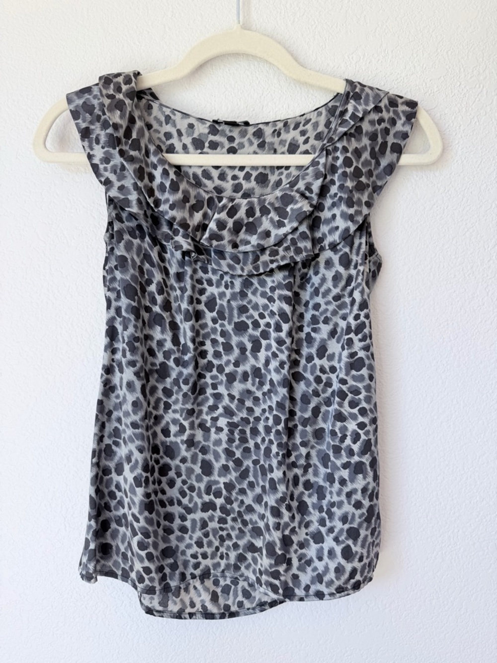 Ann Taylor Silk Leopard Print Ruffle Neck Blouse Gray Petite XSP